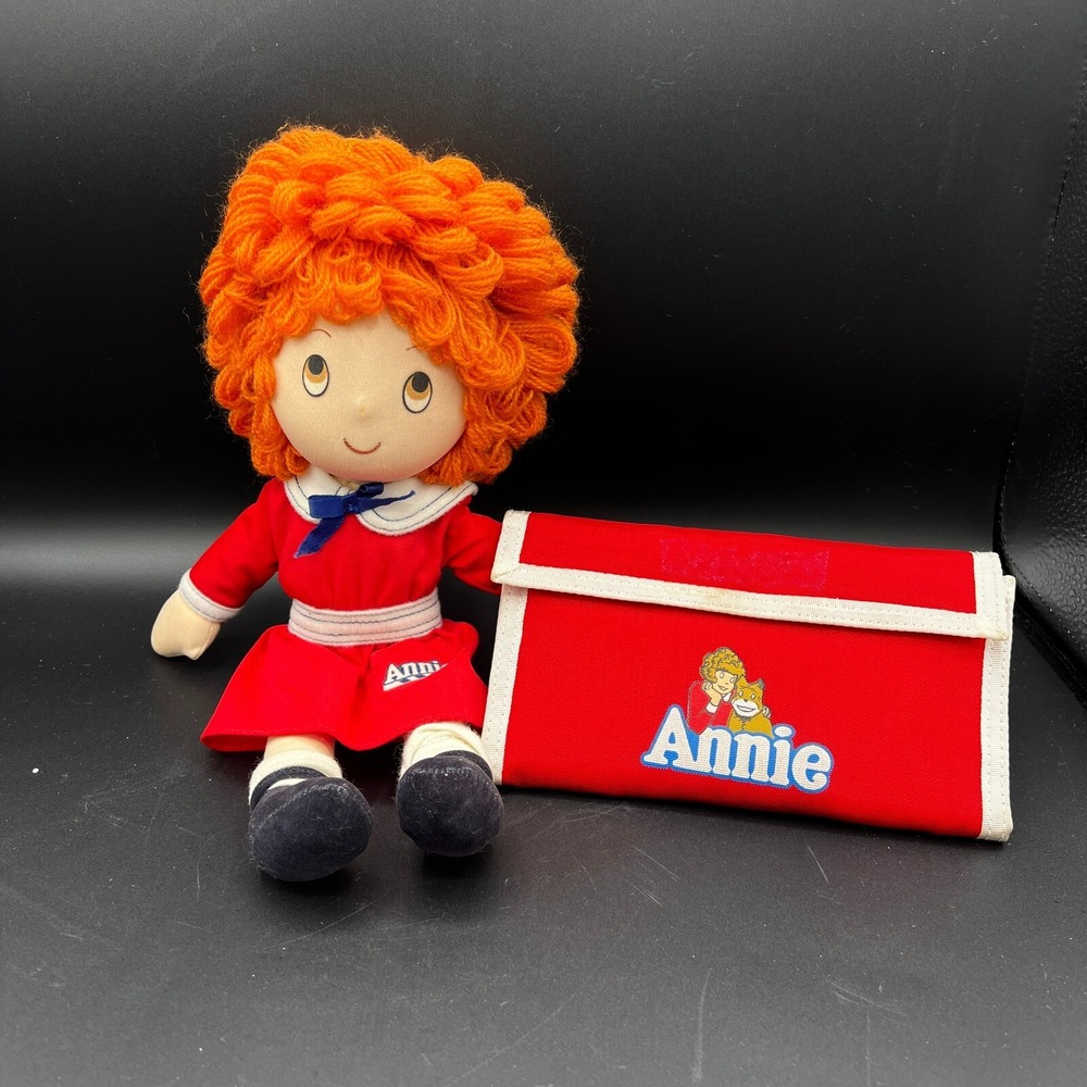 VTG Applause 1980's Little Orphan Annie Doll Plush and‎ Red Wallet Toy (2)